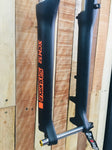 Suspensión XCM32 29" QR-15mm 100mm Bloqueo remoto Suntour